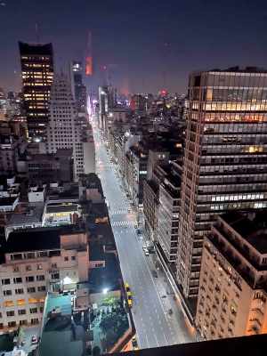 calle corrientes tomada con el motorola one vision