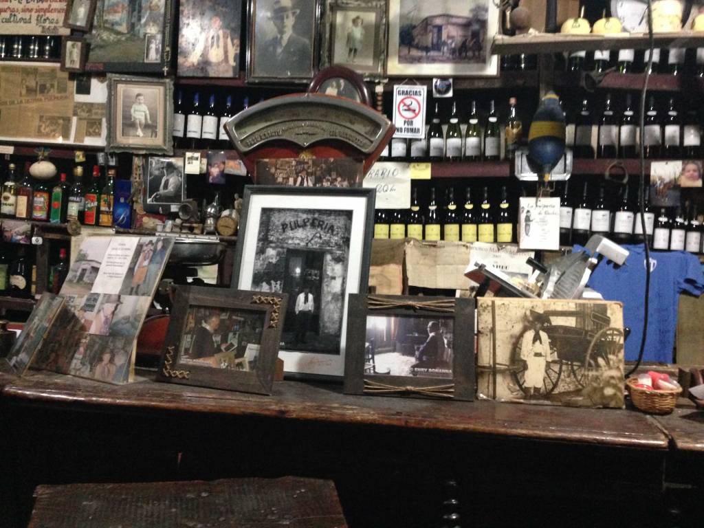 Pulpería de Mercedes - Barra principal