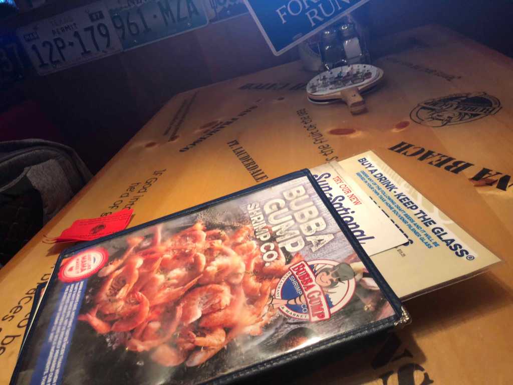 Cenando en Bubba&nbsp;Gump