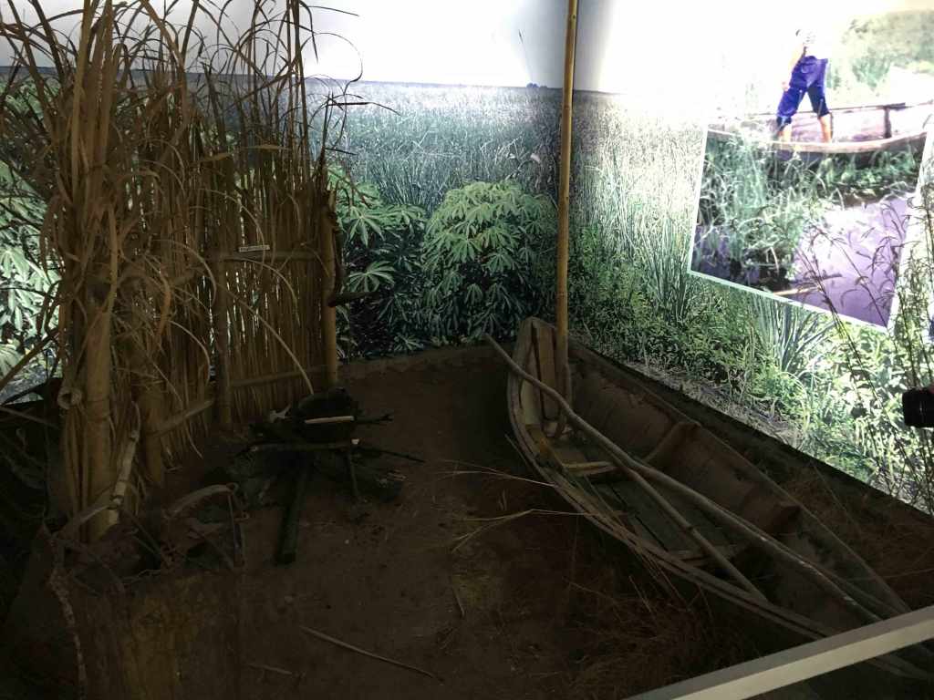 utensillos-y-canoas-del-ibera