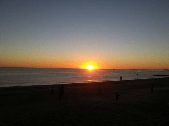 Atardecer en la playa Atardecer